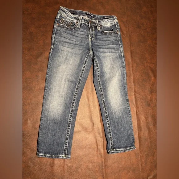 Vigoss Women's Dark Wash Capri jeans. Size 4 - Picture 1 of 10